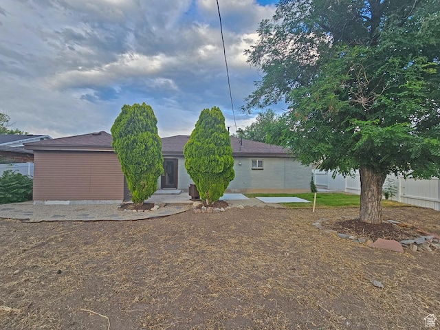 10138 S Peony Way, Sandy, UT 84094 - view of front of home