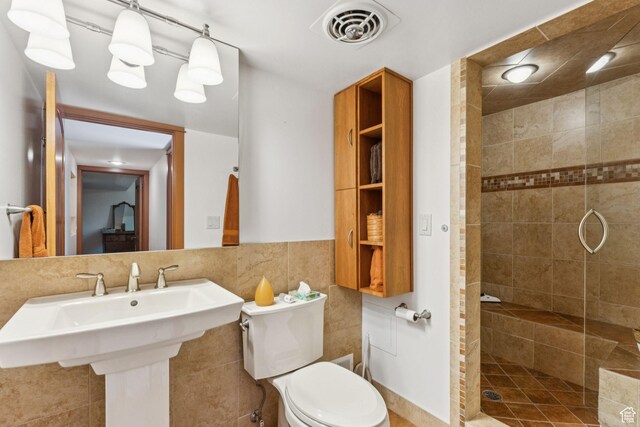 4714 S Idlewild Rd, Millcreek, UT 84124 - bathroom featuring a shower stall and toilet