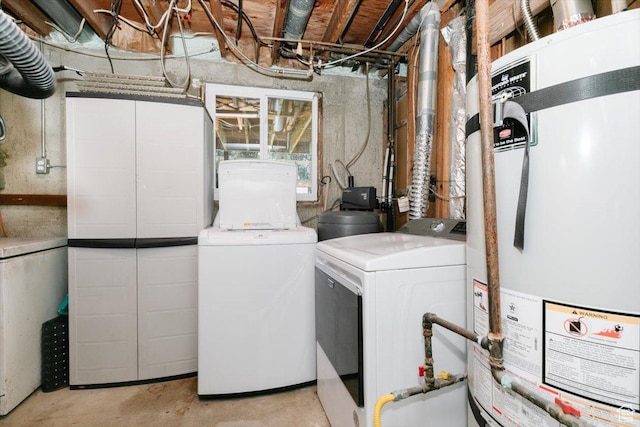 623 W 1635 N, Clinton, UT 84015 - washroom featuring gas water heater and independent washer and dryer