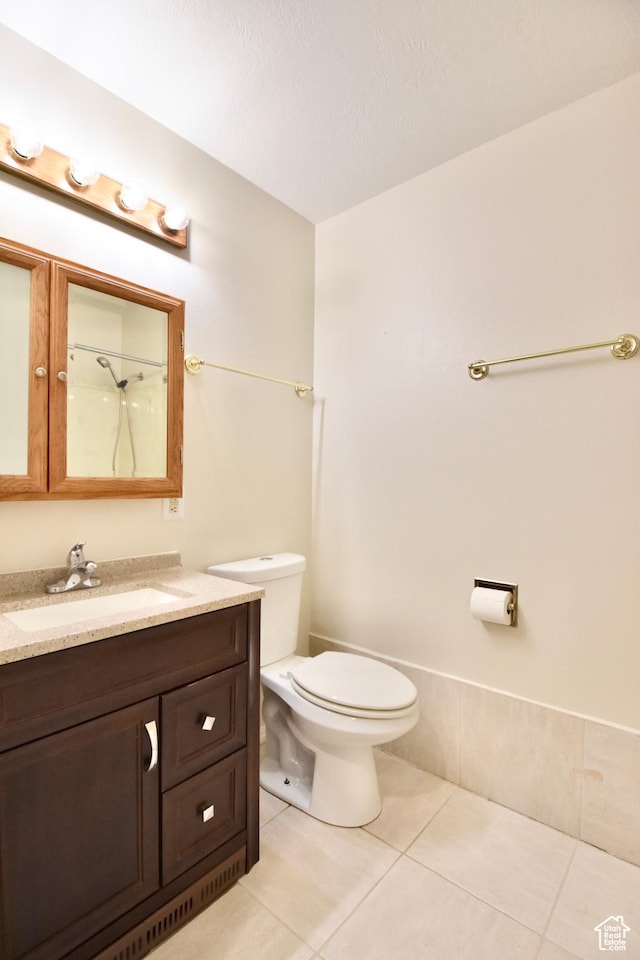 686 E 400 N, Lehi, UT 84043 - bathroom featuring tile patterned flooring, vanity, a shower, and a textured ceiling