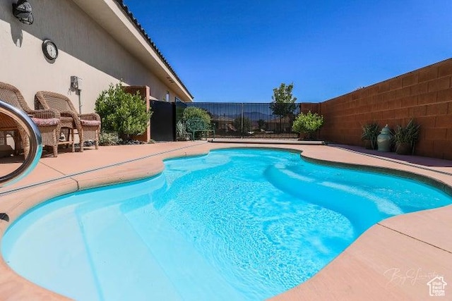 2893 W Nemi Ln, St George, UT 84770 - view of pool featuring a fenced backyard