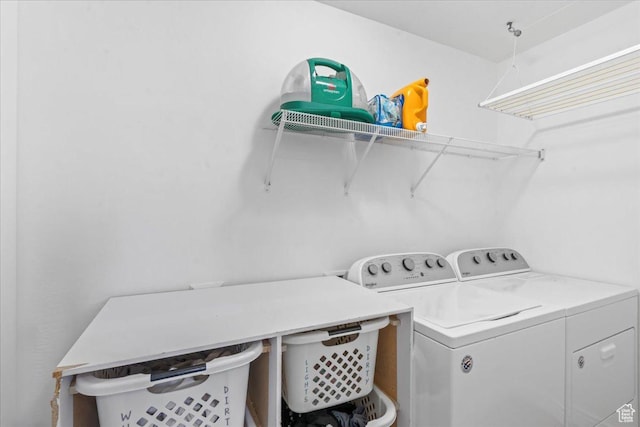 4572 S Rosa Arbor Cir W, West Valley City, UT 84128 - laundry area featuring independent washer and dryer
