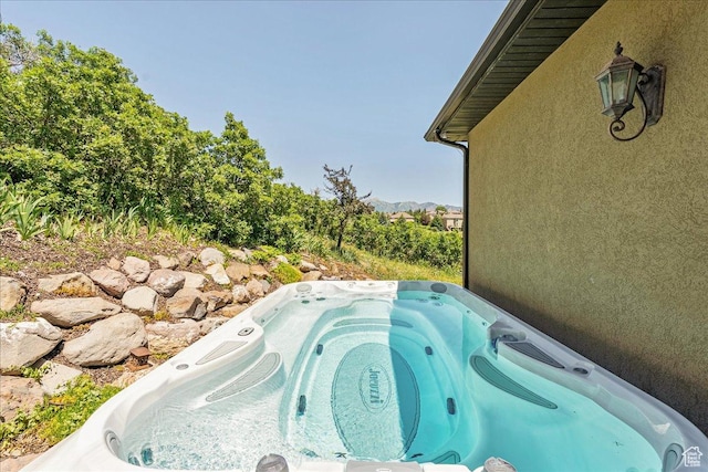 1487 E Deer Ridge Dr, Draper, UT 84020 - view of pool with a hot tub