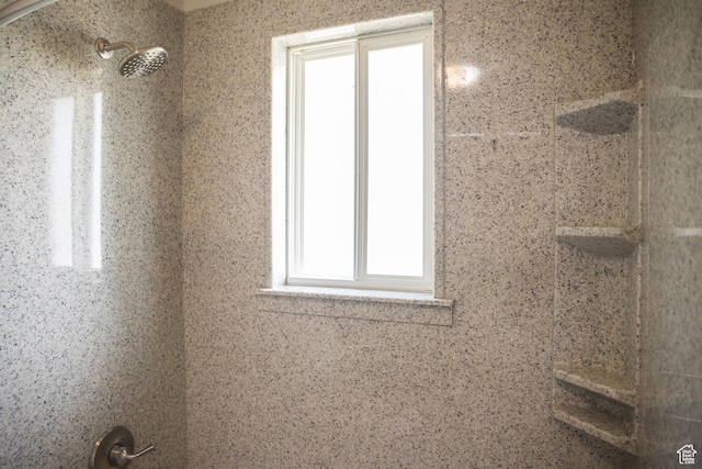 2349 W 1000 N, Vernal, UT 84078 - full bathroom with a tile shower