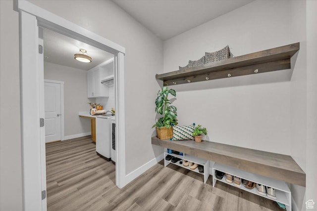 2811 S 3210 E, St George, UT 84790 - mudroom featuring light wood finished floors and washer and clothes dryer