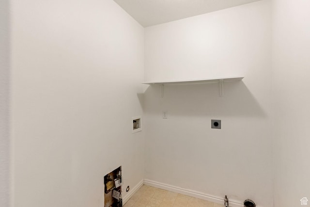 888 S Mallard Loop W, Logan, UT 84321 - laundry area with hookup for a washing machine, light flooring, electric dryer hookup, and hookup for a gas dryer