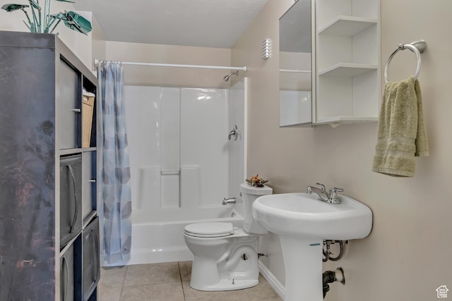 11645 S Keystone Dr, South Jordan, UT 84009 - bathroom featuring shower / tub combo and tile patterned floors