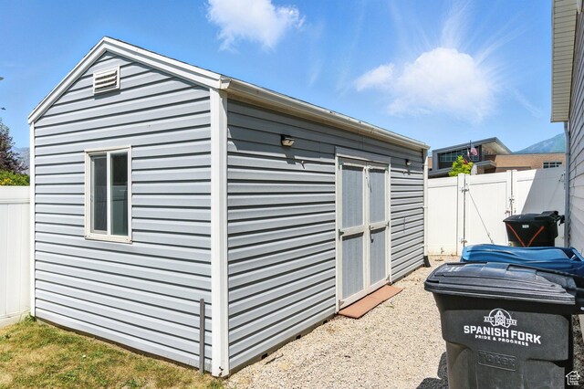 632 W 100 N, Spanish Fork, UT 84660 - view of shed with a gate
