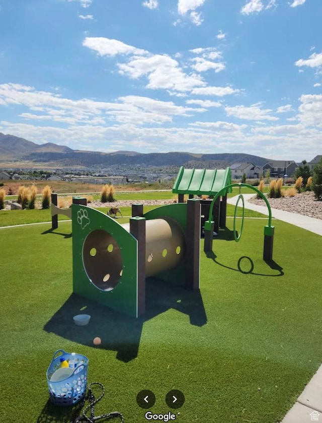 427 N High Ridge Rd Unit 1623, Saratoga Springs, UT 84045 - surrounding community featuring a mountain view