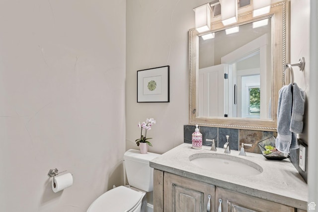 3231 E Lantern Hill Ct S, Cottonwood Heights, UT 84093 - bathroom featuring toilet and vanity