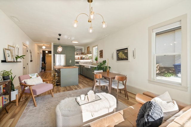 922 S 400 E, Salt Lake City, UT 84111 - living area with light wood-style floors