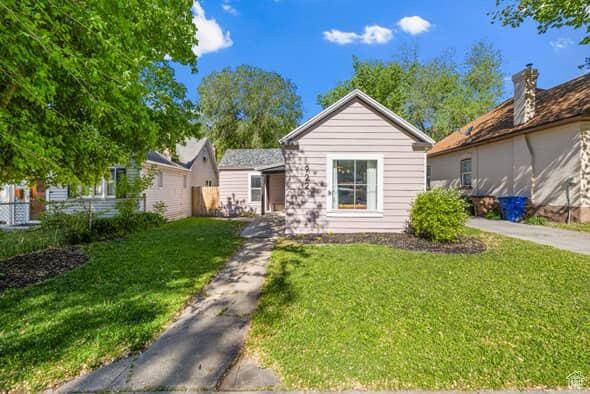 922 S 400 E, Salt Lake City, UT 84111 - view of single story home
