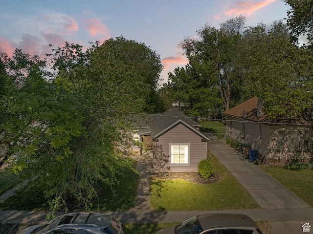922 S 400 E, Salt Lake City, UT 84111 - view of front of house featuring a front yard