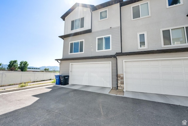 672 E 730 N Unit 25, Hyrum, UT 84319 - view of garage