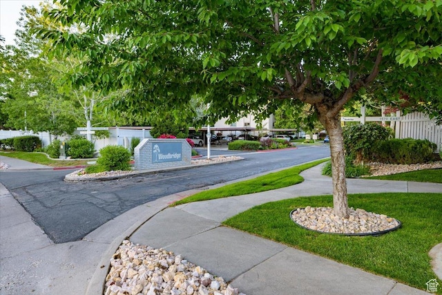4879 S 1690 E, Holladay, UT 84117 - view of yard