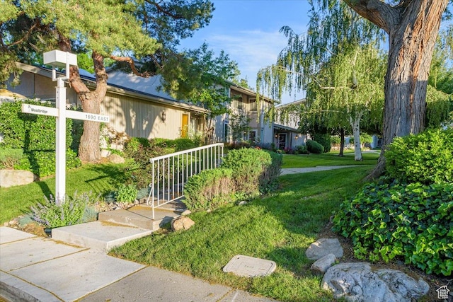 4879 S 1690 E, Holladay, UT 84117 - view of grassy yard