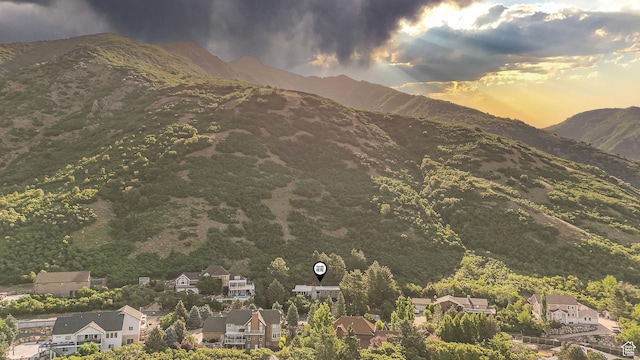 2582 Jacqueline Dr E, Ogden, UT 84403 - mountain view
