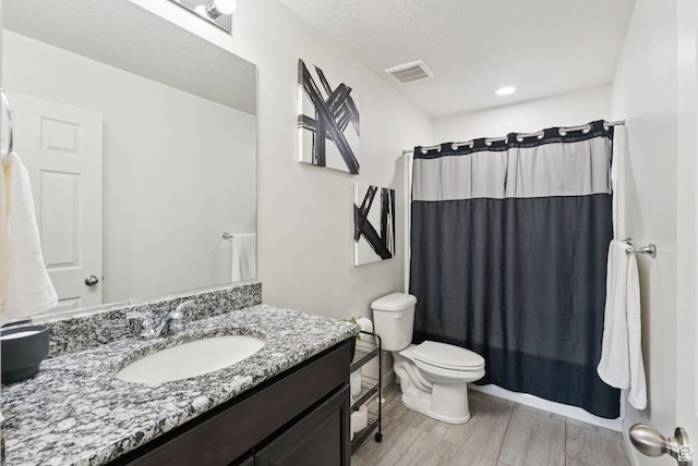 5488 W Tower Arch Ln, Herriman, UT 84096 - full bath with vanity, a shower with curtain, and recessed lighting