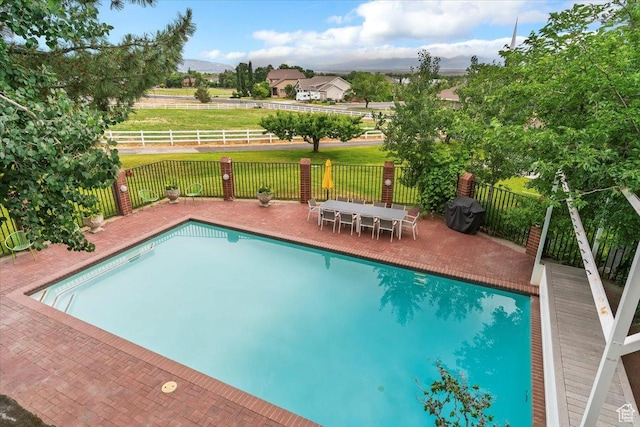 1074 E Raymond Rd, Fruit Heights, UT 84037 - view of pool with a patio
