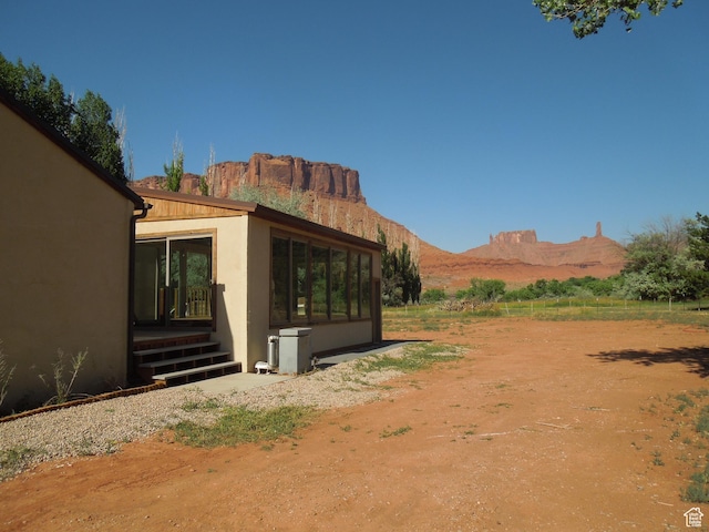426 N Amber Ln N Unit 426, Castle Valley, UT 84532 - view of yard featuring a mountain view