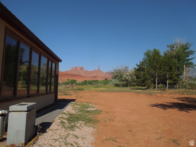 426 N Amber Ln N Unit 426, Castle Valley, UT 84532 - view of yard featuring a mountain view