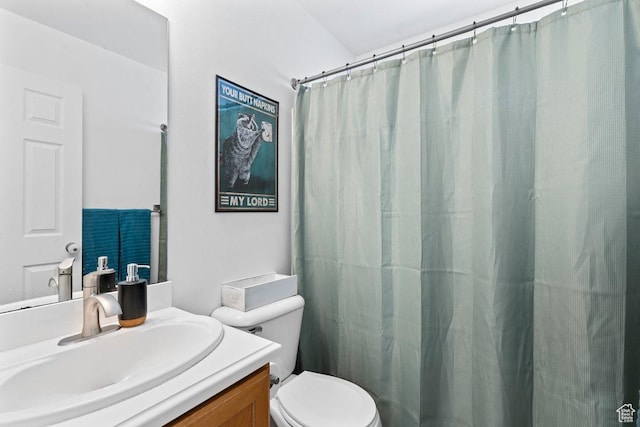 2144 E Easter Dr, Eagle Mountain, UT 84005 - full bathroom featuring vanity and curtained shower