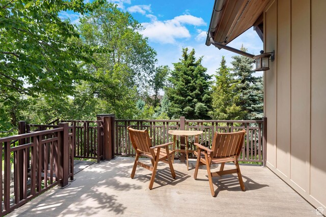 3327 E Wasatch Pines Ln, Sandy, UT 84092 - view of balcony