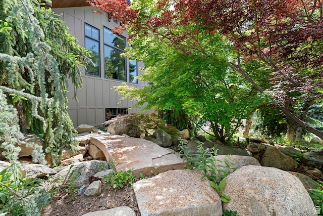 3327 E Wasatch Pines Ln, Sandy, UT 84092 - view of yard