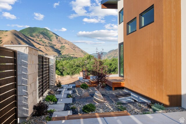 1882 N Main St, Mapleton, UT 84664 - view of mountain background