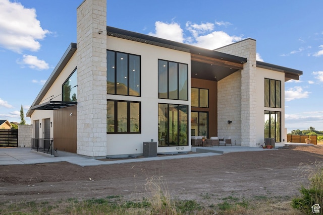 1882 N Main St, Mapleton, UT 84664 - rear view of house featuring a chimney