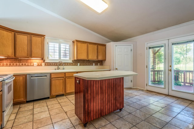 192 N 690 E, Tooele, UT 84074 - kitchen featuring stainless steel dishwasher, white range with electric stovetop, decorative backsplash, light countertops, and a center island