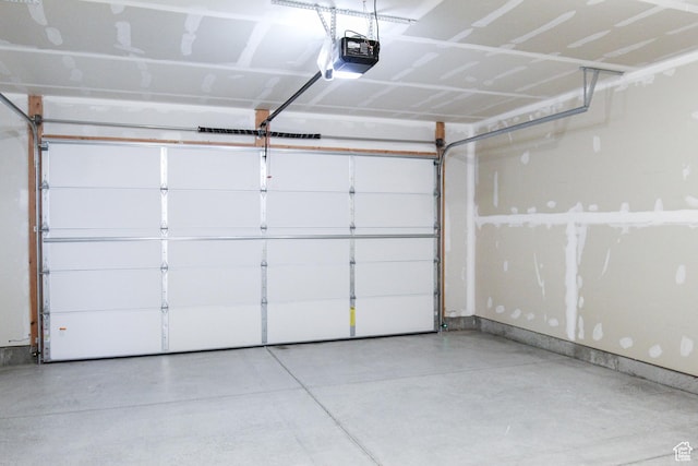 225 W 690 N, Smithfield, UT 84335 - garage featuring a garage door opener