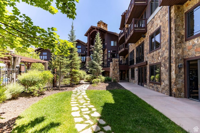 2100 W Frostwood Blvd Unit 3164, Park City, UT 84098 - view of property's community featuring a lawn