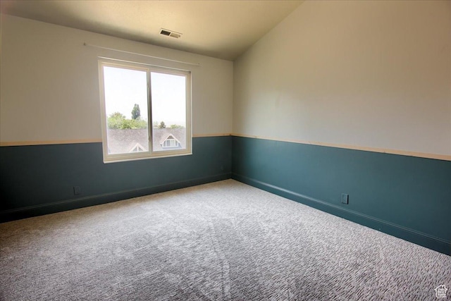 2839 S Oakwood Dr, Bountiful, UT 84010 - empty room featuring carpet floors and baseboards