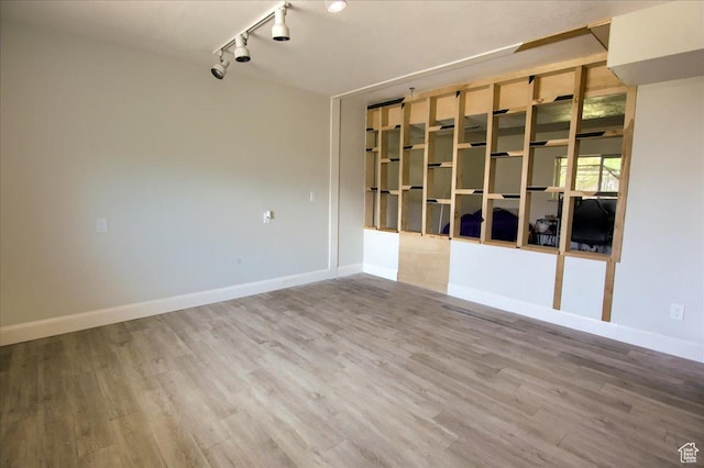 2839 S Oakwood Dr, Bountiful, UT 84010 - unfurnished room with track lighting and wood finished floors