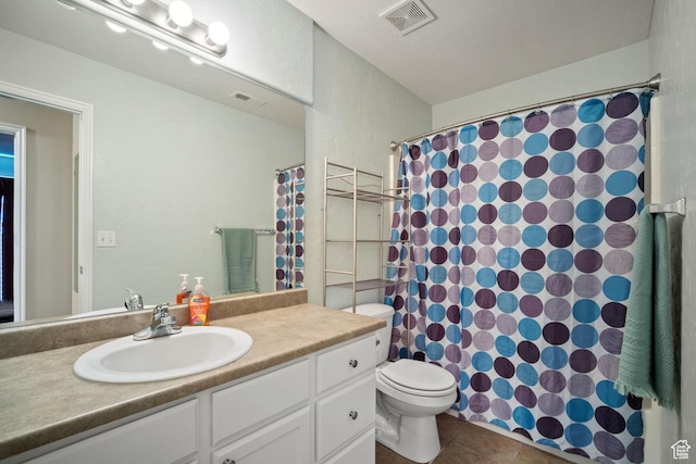 452 N Kent Dr, North Salt Lake, UT 84054 - full bath featuring vanity, tile patterned flooring, and curtained shower