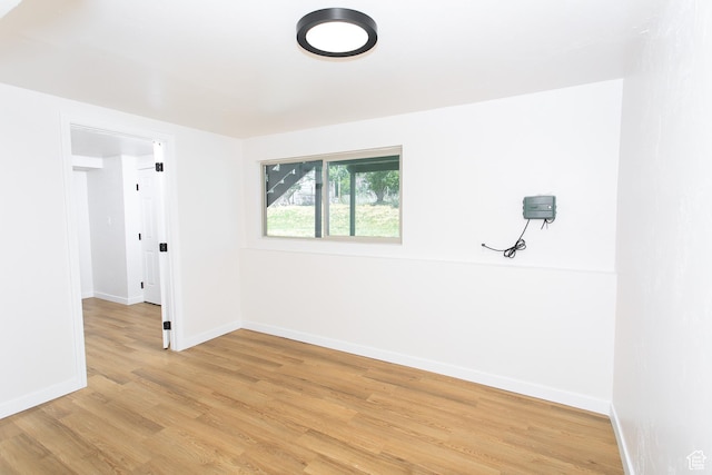 522 W 1060 N, Clinton, UT 84015 - unfurnished room with light wood finished floors and baseboards