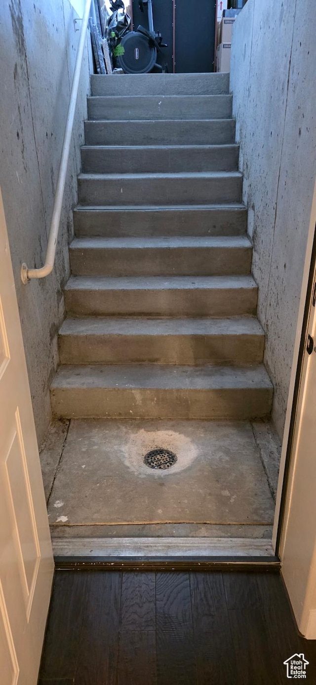 65 E 300 S, Salina, UT 84654 - view of staircase
