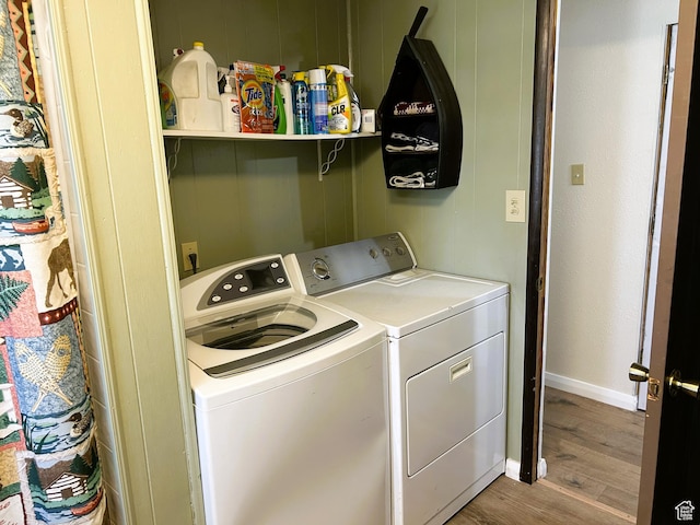 5223 N 930 E, Scofield, UT 84526 - laundry area with washing machine and clothes dryer and wood finished floors