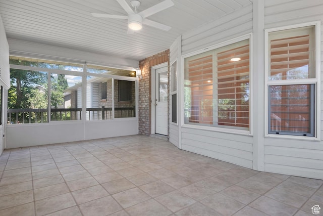 560 S 1350 E, Fruit Heights, UT 84037 - unfurnished sunroom with a ceiling fan