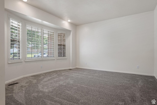 560 S 1350 E, Fruit Heights, UT 84037 - carpeted empty room featuring baseboards and recessed lighting