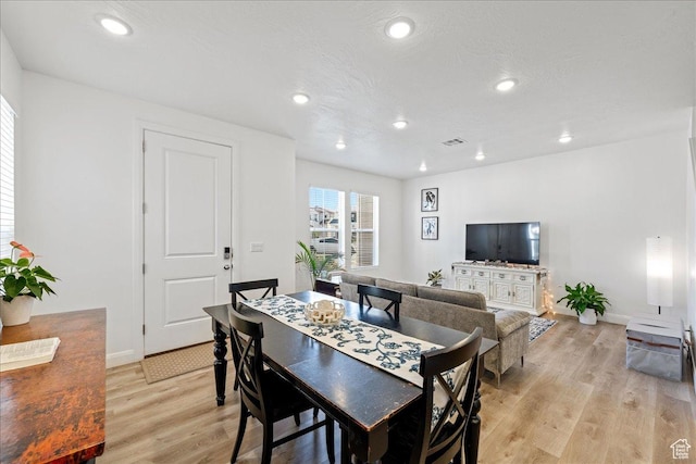 6029 S Carnelian Pkwy, St George, UT 84790 - dining area featuring light wood-style floors and recessed lighting