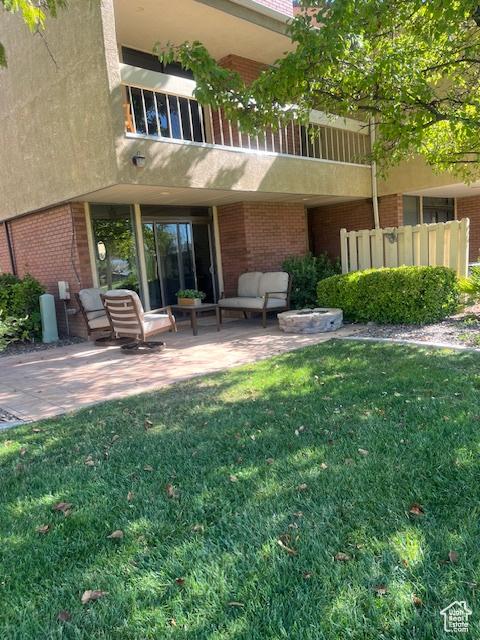 1014 W Bloomington Dr S, St George, UT 84790 - view of patio featuring outdoor lounge area