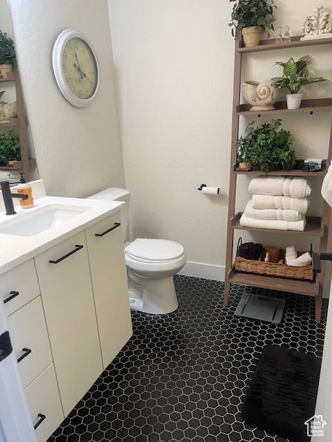 1014 W Bloomington Dr S, St George, UT 84790 - bathroom with vanity and tile patterned flooring