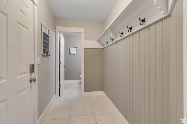 14012 S Osborne Ln E, Draper, UT 84020 - mudroom featuring baseboards and light tile patterned floors