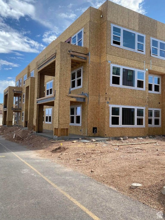 5599 S Carnelian Pkwy Unit 205, St George, UT 84790 - view of building exterior