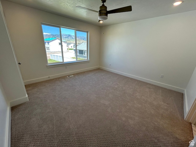 564 N 800 W, Smithfield, UT 84335 - unfurnished room with ceiling fan, light colored carpet, and recessed lighting