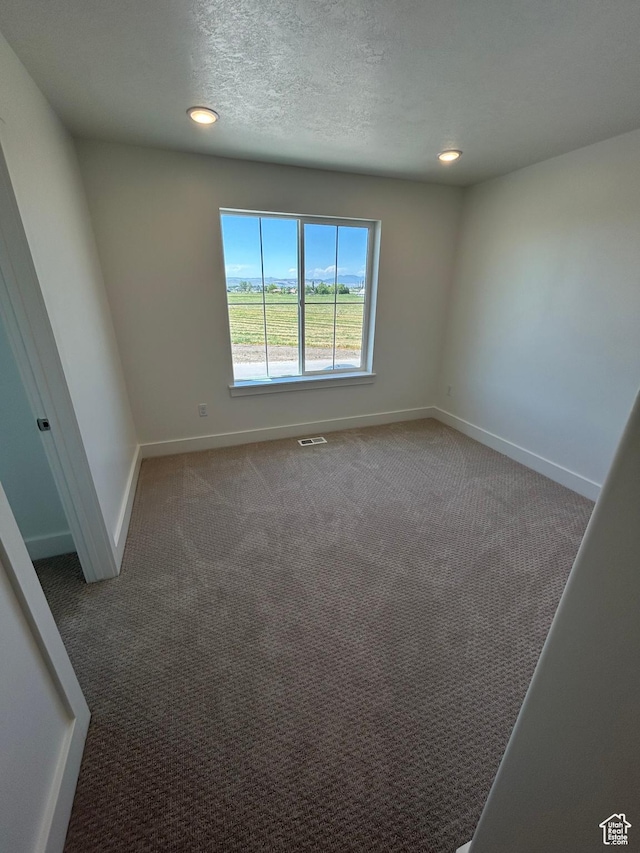 564 N 800 W, Smithfield, UT 84335 - spare room with recessed lighting and carpet