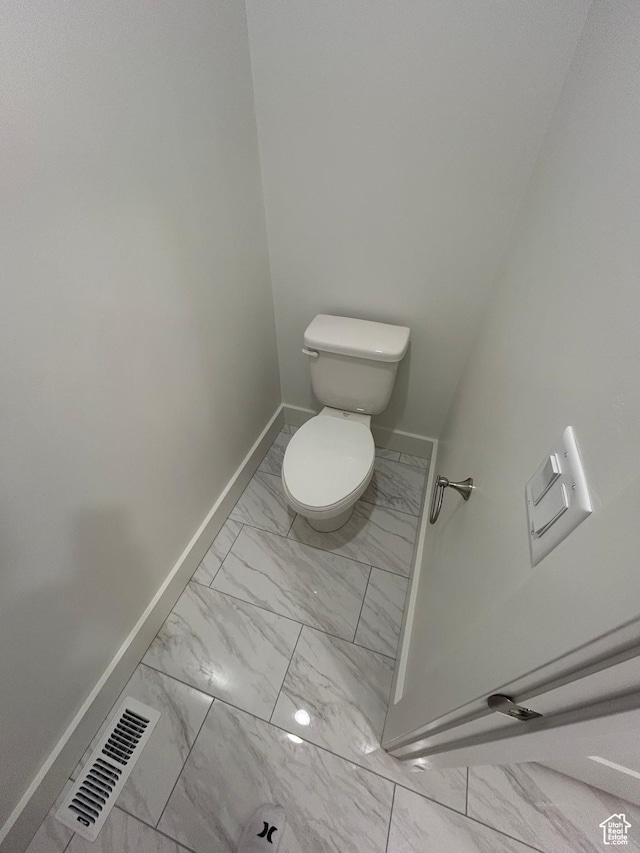556 N 800 W, Smithfield, UT 84335 - bathroom with marble finish floors and baseboards