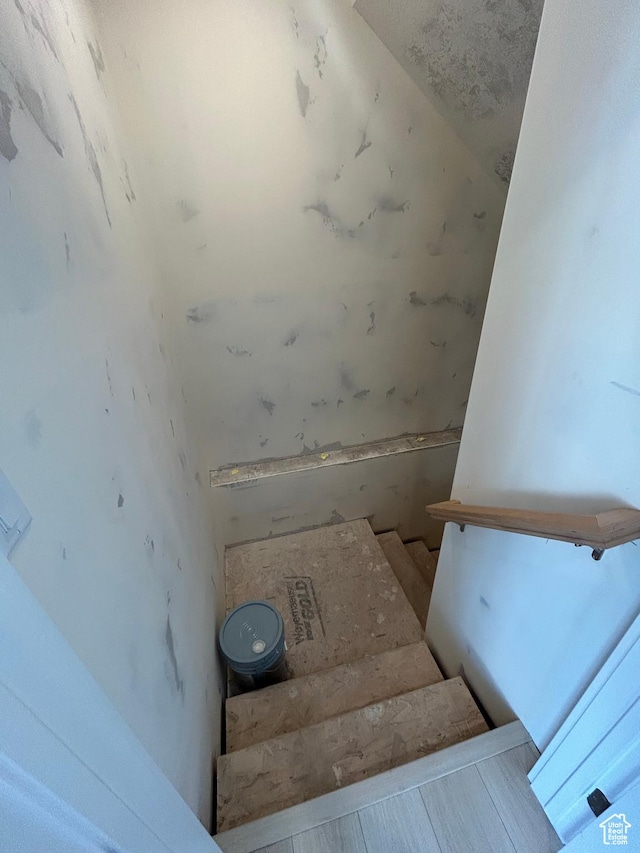556 N 800 W, Smithfield, UT 84335 - view of stairway